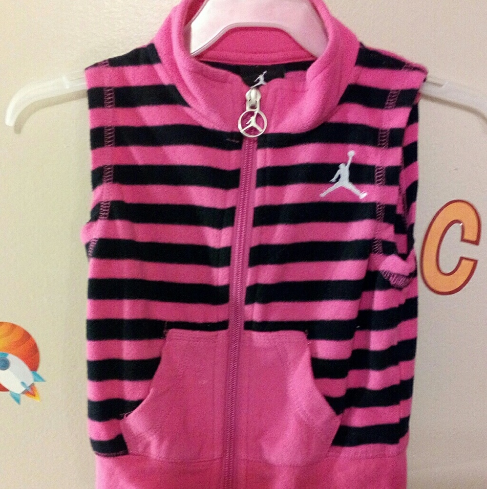 Girl's Jordan soft vest